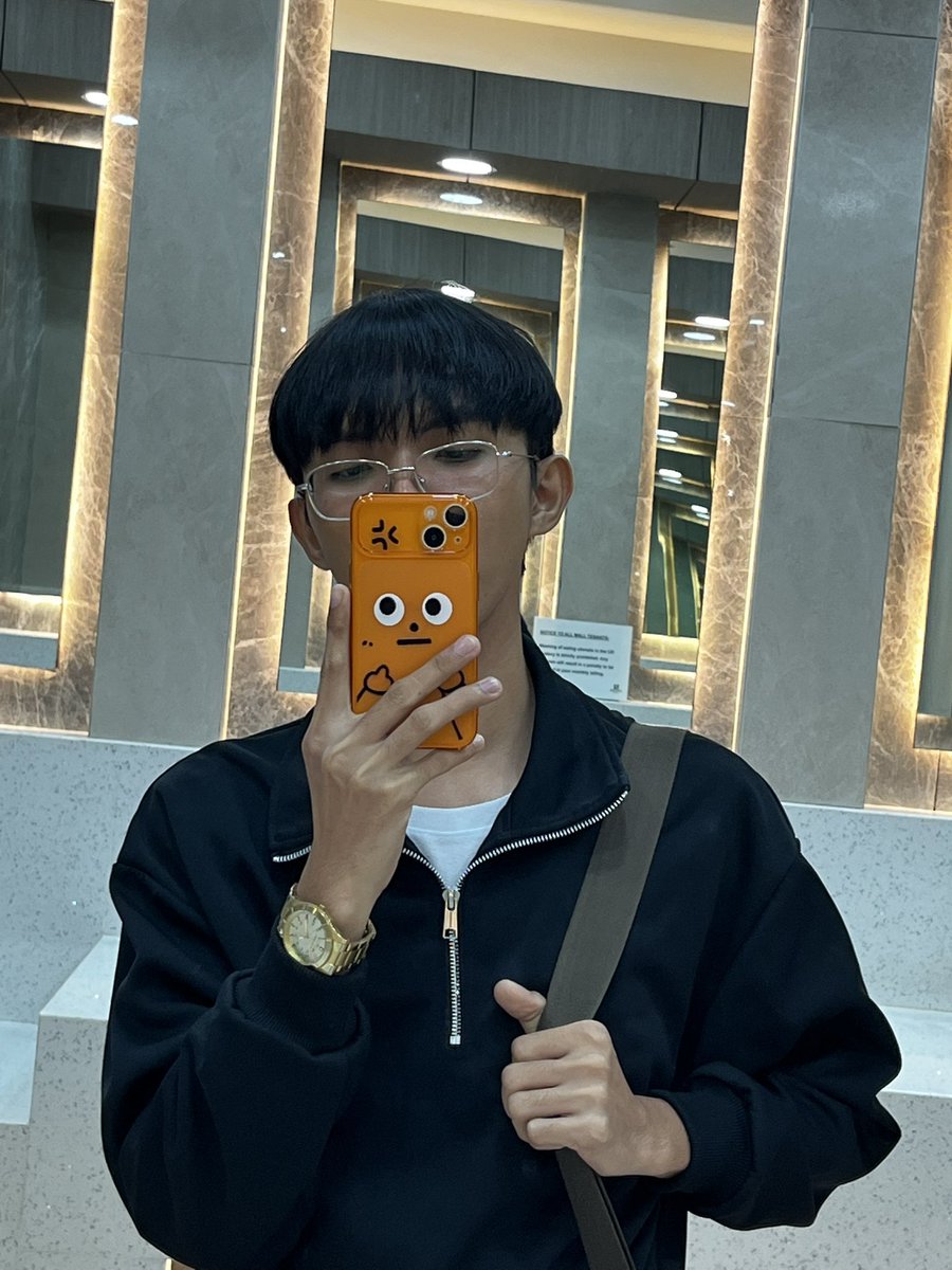 lemon_jonh's tweet photo. Ba is ding https://t.co/aA4wpqrMue