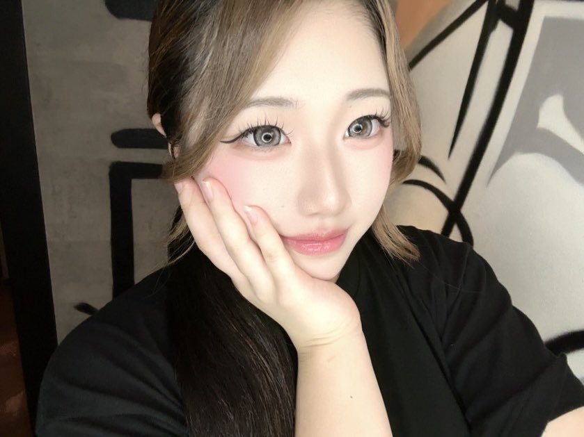 2r5K2's tweet photo. 19-22だよいるよあついよたすけてよ^^ https://t.co/pNXKvT9gtr