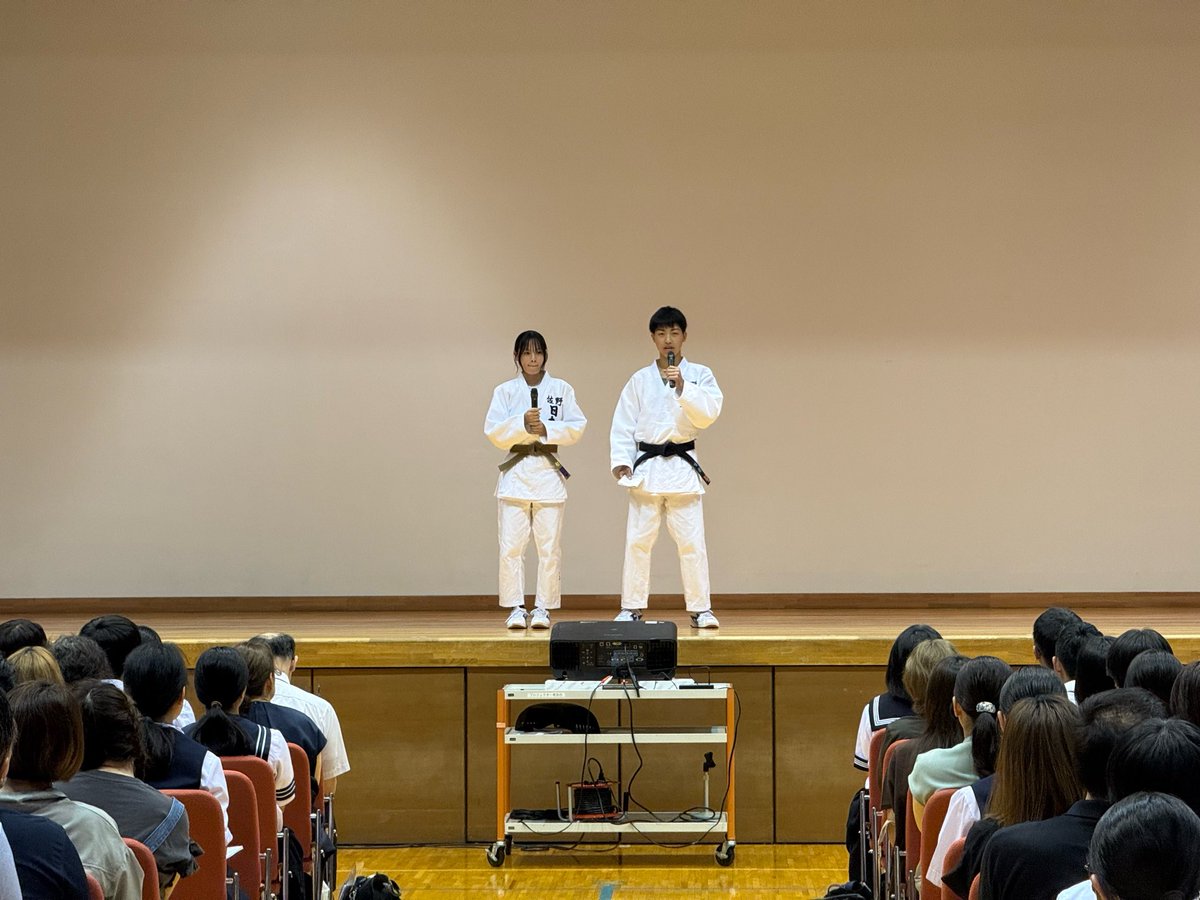 sanichihigh's tweet photo. 7月20日（月）に、本校でオープンキャンパスを開催しました！

オープンキャンパスは、8月1日（土）・2日（日）・22日（土）にも開催予定です。 ぜひご参加ください！
※お申し込みは各開催日の3日前まで

お申し込み・詳細はこちら
https://t.co/C5X8R50vTM

#佐野日大　#佐日　#オープンキャンパス https://t.co/bwTEnOitOS