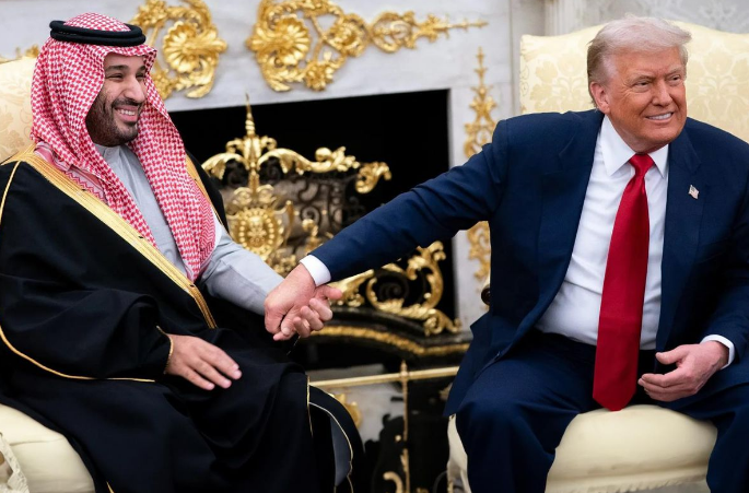 Histcontext's tweet photo. Shifting Dynamics in the Middle East: What Does the US – Saudi Nuclear Agreement Really Mean? 🇸🇦🇺🇸

The recently signed "123 Agreement" between the United States and Saudi Arabia is far more than a routine civil nuclear partnership; it marks the first wave of a massive fractal opportunity pattern that will shape the next decade.

Behind this multi billion dollar deal lies a much deeper geopolitical and macroeconomic chess game than what headline news suggests.

So, what is changing behind the scenes, and what layered opportunities are emerging? Let’s break it down:

1️⃣ Geopolitical Chess: Checkmate to China & Russia
Riyadh had been actively courting Beijing and Moscow for nuclear technology integration. With this agreement, Washington effectively anchors Saudi Arabia back into its strategic orbit. A firm US barrier has now been established against China's push for "Petro Yuan" dominance and regional infrastructure expansion.

2️⃣ Energy Arbitrage & The "Petro Nuclear" Pivot
Saudi Arabia aims to replace the heavy volume of crude oil it currently burns for domestic power generation with nuclear energy. This pivot frees up significantly more crude for high margin exports, lowers domestic costs, and accelerates their Vision 2030 targets. Global energy supply dynamics will be recalibrated over the medium to long term.

3️⃣ Structural Shifts in Regional Power
In response to Iran’s nuclear program and broader regional posturing, Saudi Arabia securing US backed civil nuclear capabilities permanently alters the deterrence landscape. We are entering a new era of prolonged technological and security competition across the Middle East.

🌀 FRACTAL OPPORTUNITY MAP: Where to Look?
Major geopolitical shifts never remain isolated they ripple through markets and sub sectors in fractal layers. Key thematic plays emerging from this chain reaction include:

Uranium & The Nuclear Supply Chain: The "US Nuclear Renaissance" is officially underway. Uranium miners, enrichment/fuel technology firms, and nuclear reactor manufacturers (particularly US-based prime contractors) are looking at decades of guaranteed order books.

AI & The Data Center Energy Bottleneck: The ongoing AI revolution faces a global baseload power crisis. Saudi Arabia's ambition to become a global tech and AI hub, backed by stable nuclear power, positions the region as a primary data infrastructure destination.

Cybersecurity & Critical Infrastructure: Safeguarding nuclear facilities and digitized power grids will drive record breaking cybersecurity spending and defense contracts across the Gulf.

Foreign Direct Investment (FDI) & MENA Markets: A Gulf region with geopolitical tail risks mitigated by US security guarantees becomes a prime destination for institutional capital, sparking long-term liquidity and volume growth in regional equities.

While mainstream markets price in surface level headlines, those who track these secondary and tertiary layer effects stand to capture the real asymmetric upside.

Staying ahead of the curve. 👁️⚡