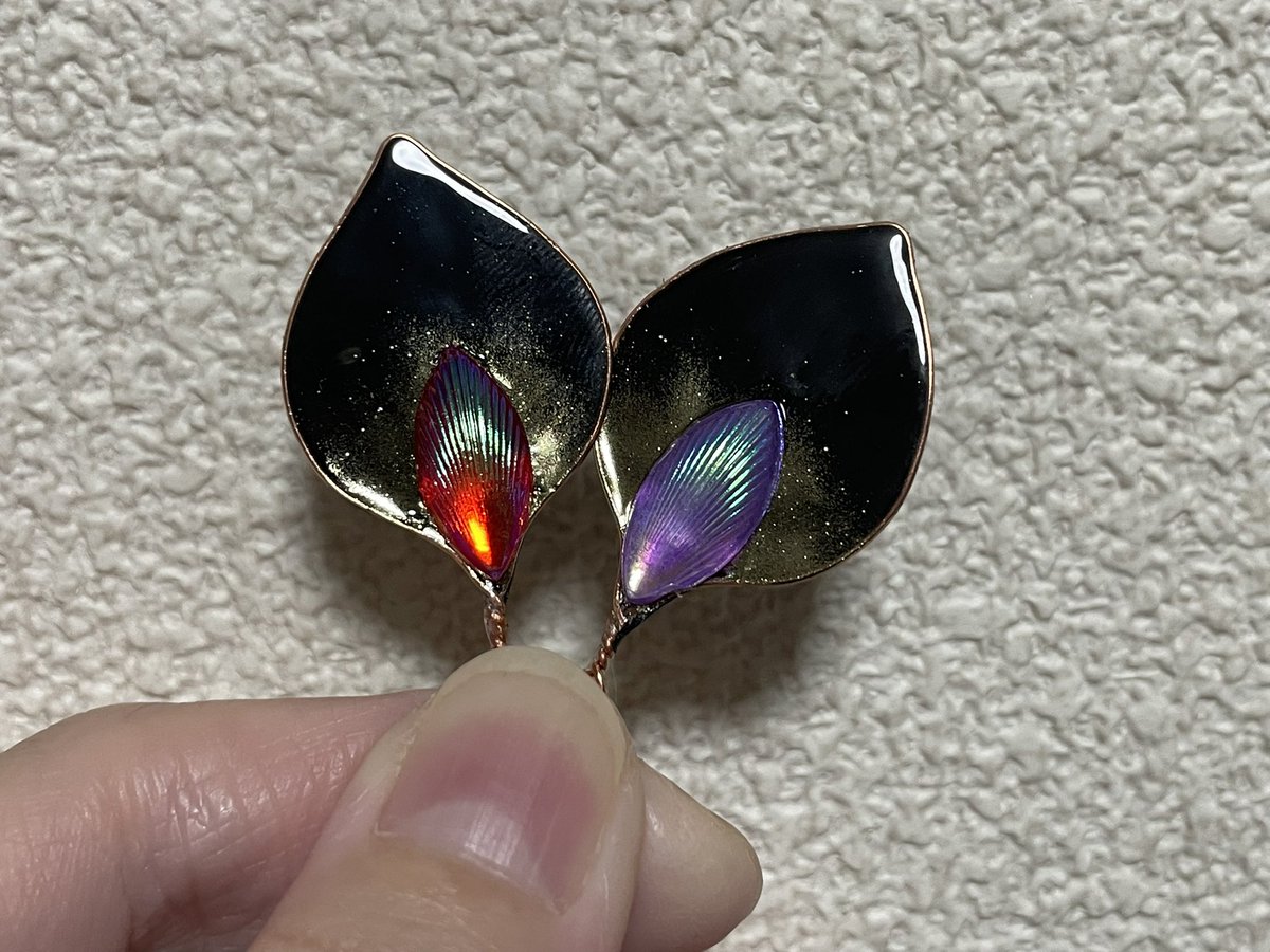 86world417's tweet photo. デザフェス落ちたし、繰り上げ当選の連絡もたぶんないやろうから、フェイスチップの通販しようと思います〜
8月くらいから始められたらええなぁ
#ハンドメイド #フェイスチップ #ウロコ #86world https://t.co/Cn7mzvEPxy