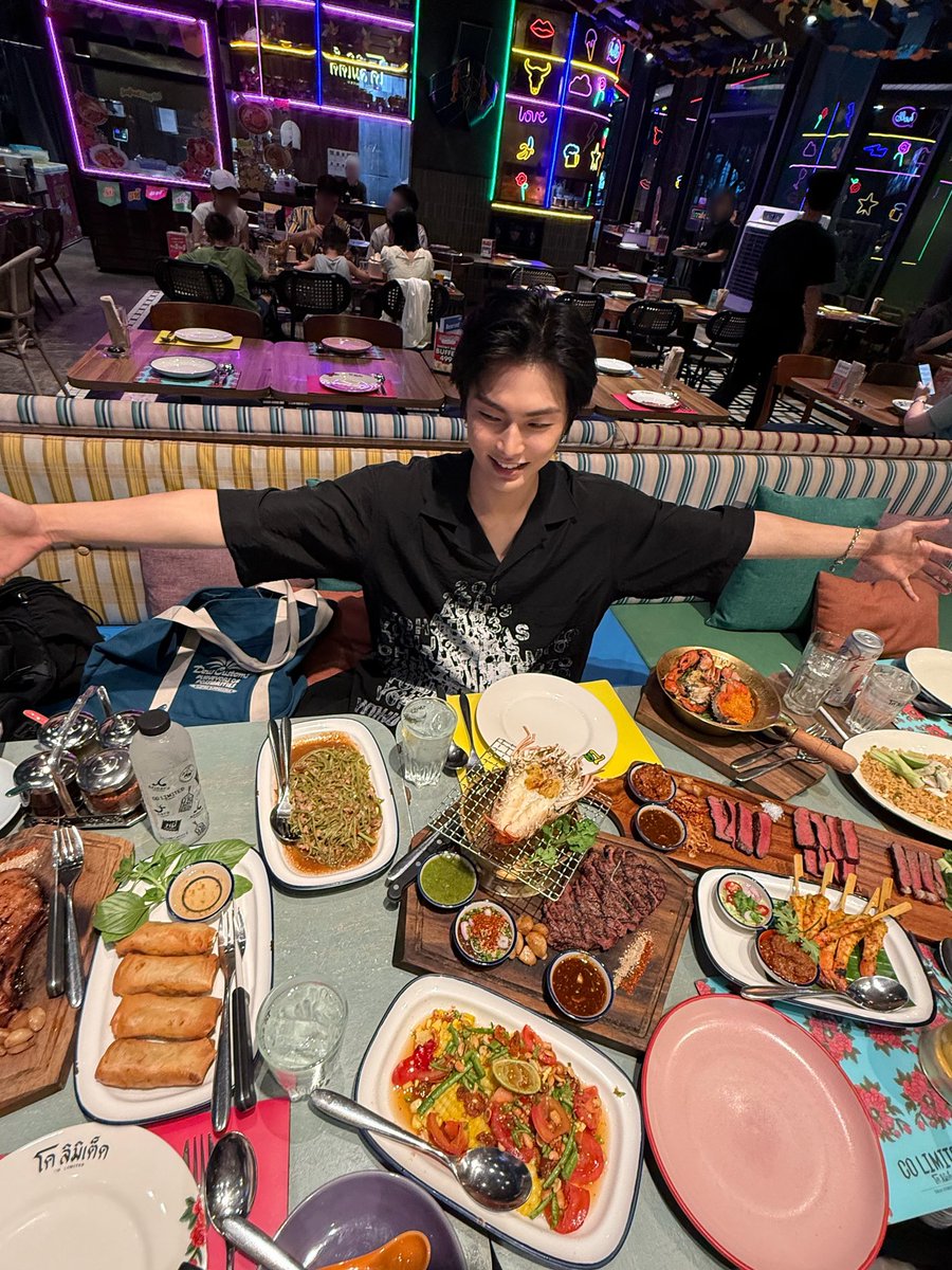 teamseunghanth's tweet photo. 260723 XngHan instagram update 

"🍽️"

#XngHan #승한
#XngHan_Xoul #승한앤소울 https://t.co/0NmLebVN3j