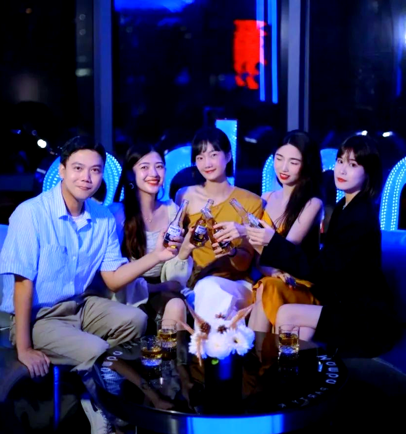PorterZondigu's tweet photo. Sing your heart out at KTV! Hit the mic, vibe with bops, and make fun memories with crew tonight—no off-key limits here! https://t.co/DAgcD0nhgA