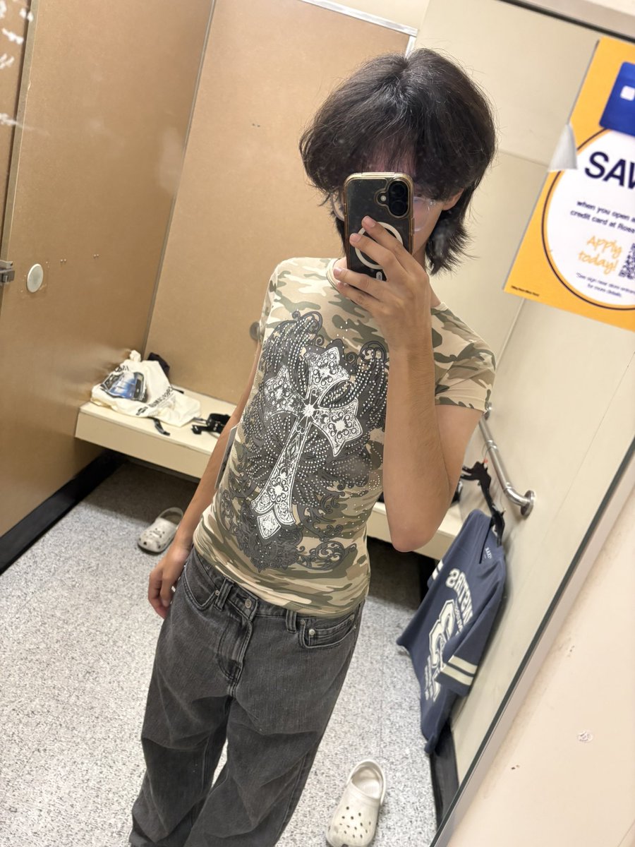 Camiloodd's tweet photo. reposting cus i can but ross haul from last week (didn’t get the pink shirt unfortunately) https://t.co/cngoWjbrMw