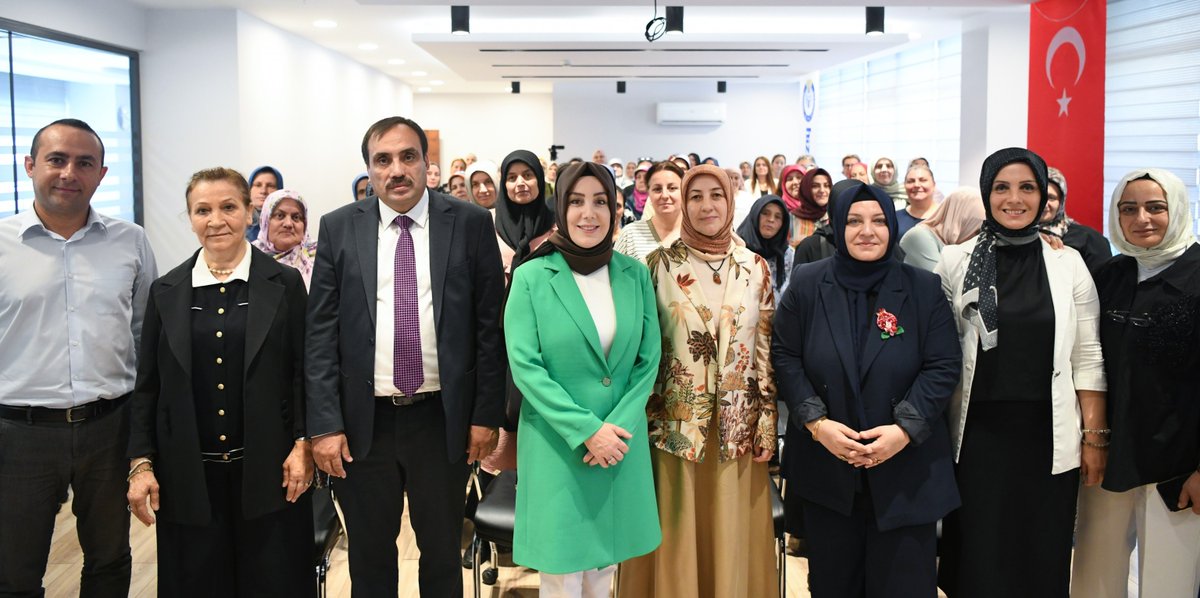 eviscisiyiz's tweet photo. ‘ÇALIŞMA YAŞAMINDA HAK BİLİNCİ VE KAYIT DIŞI İSTİHDAMLA MÜCADELE’ PROJEMİZİN İKİNCİ TOPLANTISI TRABZON’DA YAPILDI

Detaylar👇
https://t.co/Ry8kn6ydgI https://t.co/LizKvzWjad