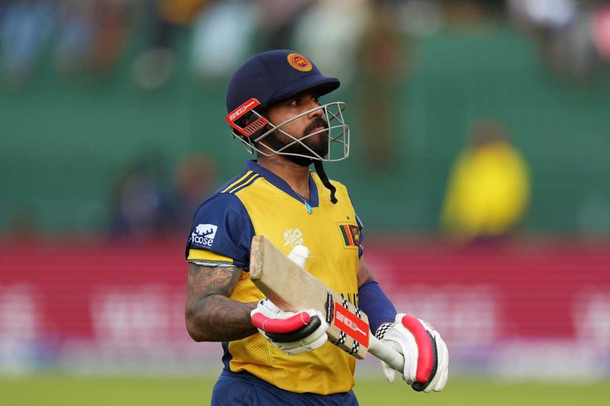 veersaa007's tweet photo. 🚨Kusal Mendis Rules out vs IND 🚨
Kusal Mendis Suffers Hamstring Injury
Sri Lanka suffered a major blow as Kusal Mendis was ruled out with a hamstring injury ahead of the India Test series
#INDvsSL #KusalMendis #Cricketnews https://t.co/NgDTN7qqSG