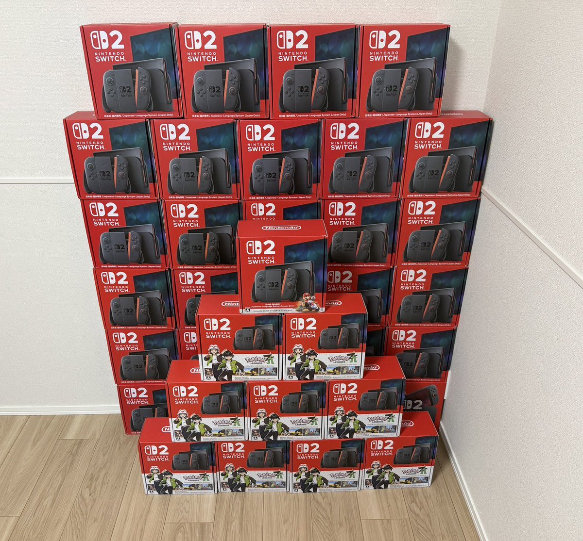 waruiblackii's tweet photo. お昼の超ゲリラ✨
〈制限時間10分〉

【最大10名様🎁✨】

1〜999までの数字を決めてリプください‼︎

私が決めた数字と照らし合わせて合っている方🙋‍♂️！
〈最大10名様〉
⚫︎Switch2本体をプレゼント🎁
〈種類はランダムで送ります🙇✨〉

※この投稿にリプライください‼︎
※おひとり様1回答まで‼︎

私が決めた数字はすでにジョンジョンさんへ送っている為私も変更する事もできません🙇💦

何人正解するのか…

10分後！また会いましょう🤝✨

では🏃‍➡️！！！！

⚠️シャドウバン等の方は出来てしまう不正がある為、参加できないです😭
時間になり、私＆他の皆様が検索して引っかかっていなければ無効となります🙇！