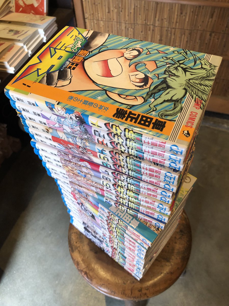 2847ｓ『聖闘士星矢』　古本2冊セット 古本 聖闘士星矢 全28巻揃い
