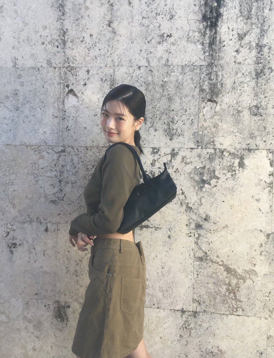 _somixn's tweet photo. 아존내여친짤같음 ㅠㅠㅠㅠ사커자 https://t.co/E14TkqCTbC