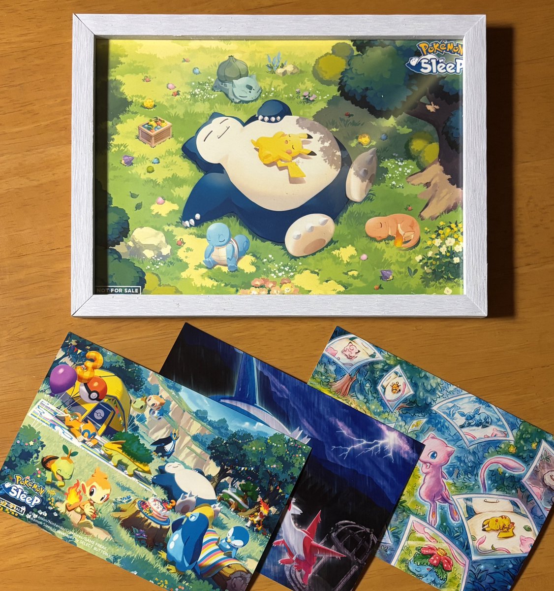 aamaru_zzz's tweet photo. #ポケスリ3周年をみんなで

今回のブロマイド、小さーーーい！！

前回は大きくて特別感あって良かったのに〜
サイズ統一して欲しかったな🥹 https://t.co/X3Zq5QWchw
