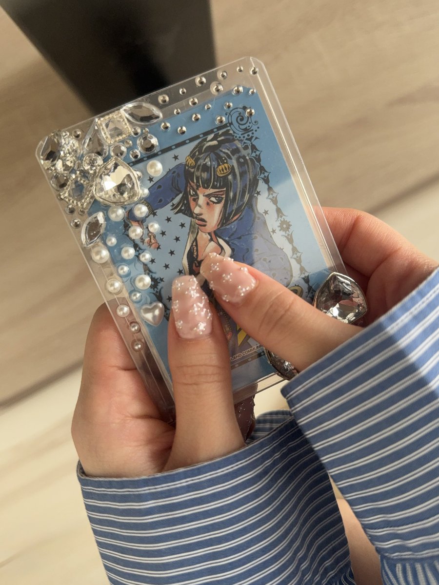 zeppandbucci's tweet photo. .....🌨️#selfnail 🌼..... https://t.co/5s2A1tkGFu