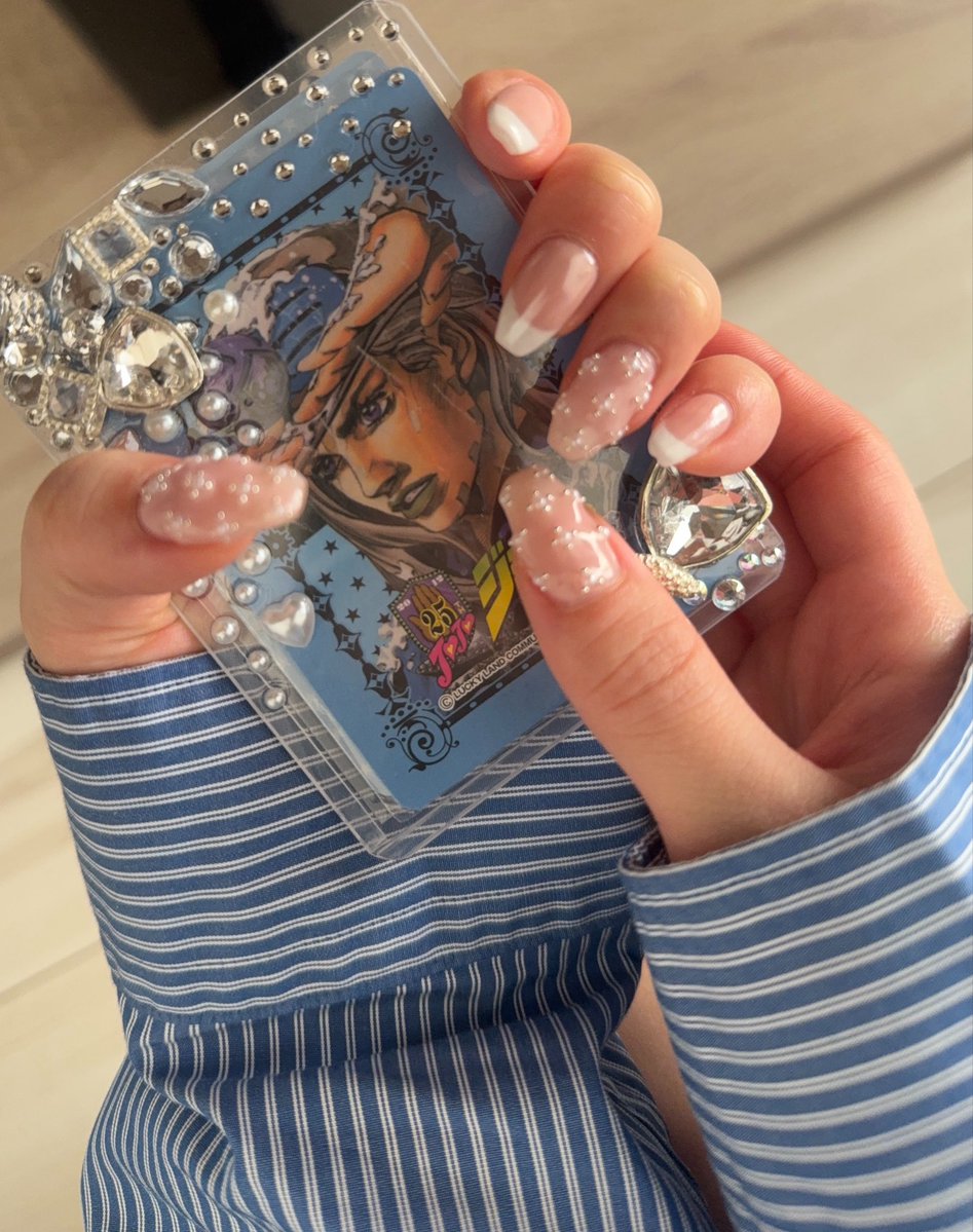 zeppandbucci's tweet photo. .....🌨️#selfnail 🌼..... https://t.co/5s2A1tkGFu