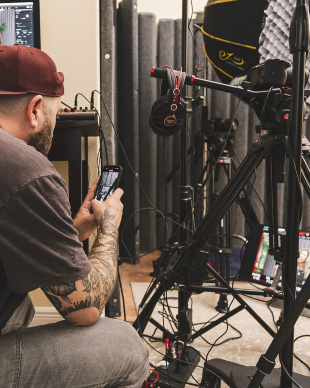 HPRadioMedia's tweet photo. ๐น๐๐ข๐๐๐จ ๐๐ข๐ฉ: the first three seconds matter. Grab attention immediately with a question, story, or bold statement.
#mediatip #mediaministry #production https://t.co/mtNZPohVSC