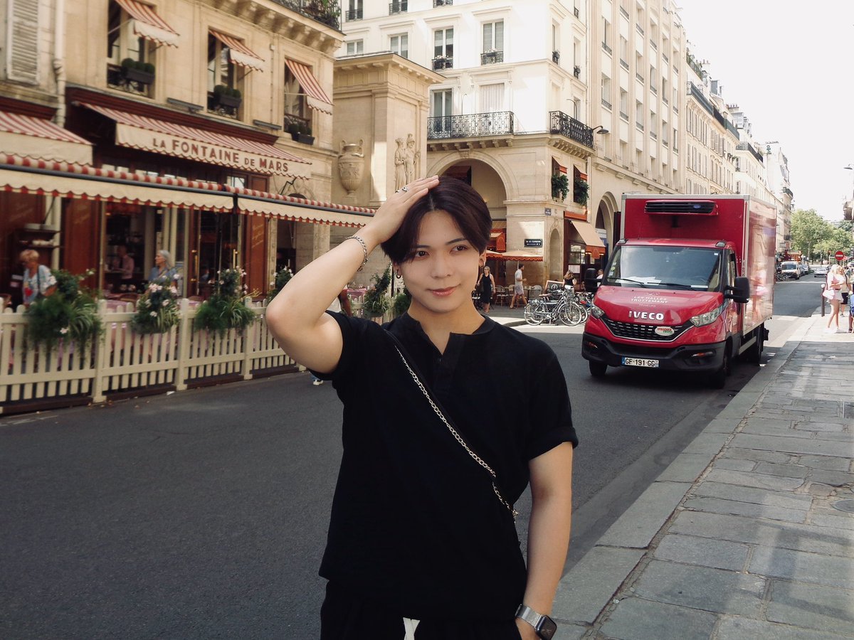 dol_naoto's tweet photo. パリ③🇫🇷 https://t.co/YbNA9lstcy