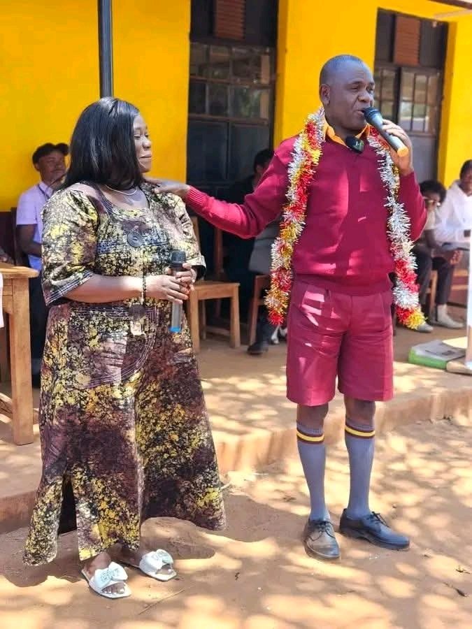 Masika_039's tweet photo. Hawa watatuonyesha maneno hii period ya siasa bana. https://t.co/7YWJ8eQFxT