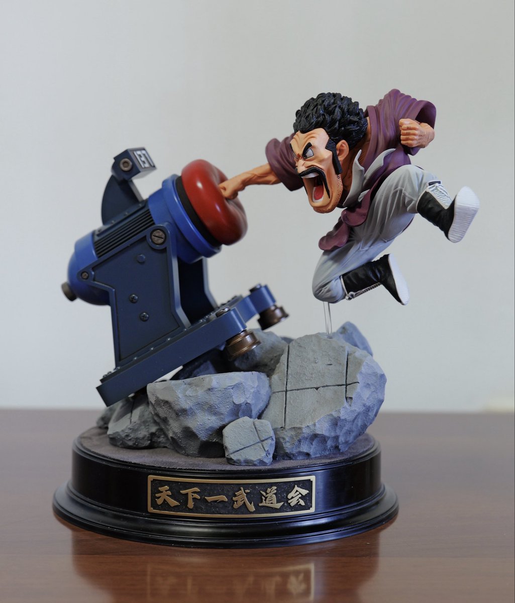 vsks58's tweet photo. 造形天下一武道会の優勝作品ミスター・サタンアニメVer.
天下一武道会の字体も変更してみました。いい感じでしょうか😄

#ドラゴンボール 
#ドラゴンボールZ 
#ドラゴンボールフィギュア
 ＃ドラゴンボール40周年 https://t.co/XEwk8LzK1r