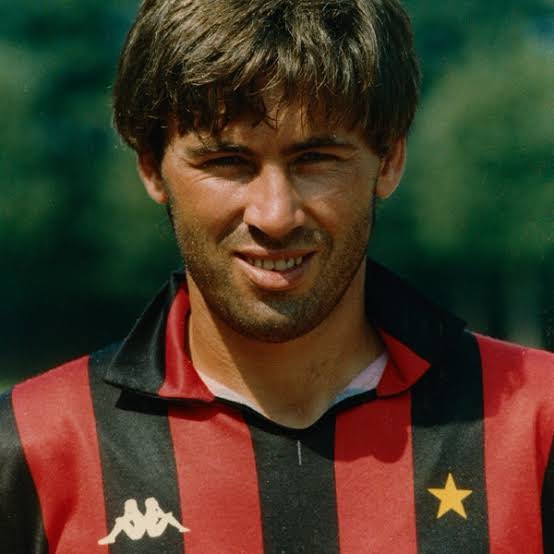 aadityaraghav's tweet photo. @womengrom Most people don’t know what an outstanding player Don Carlo was https://t.co/v9mFvrKNiu