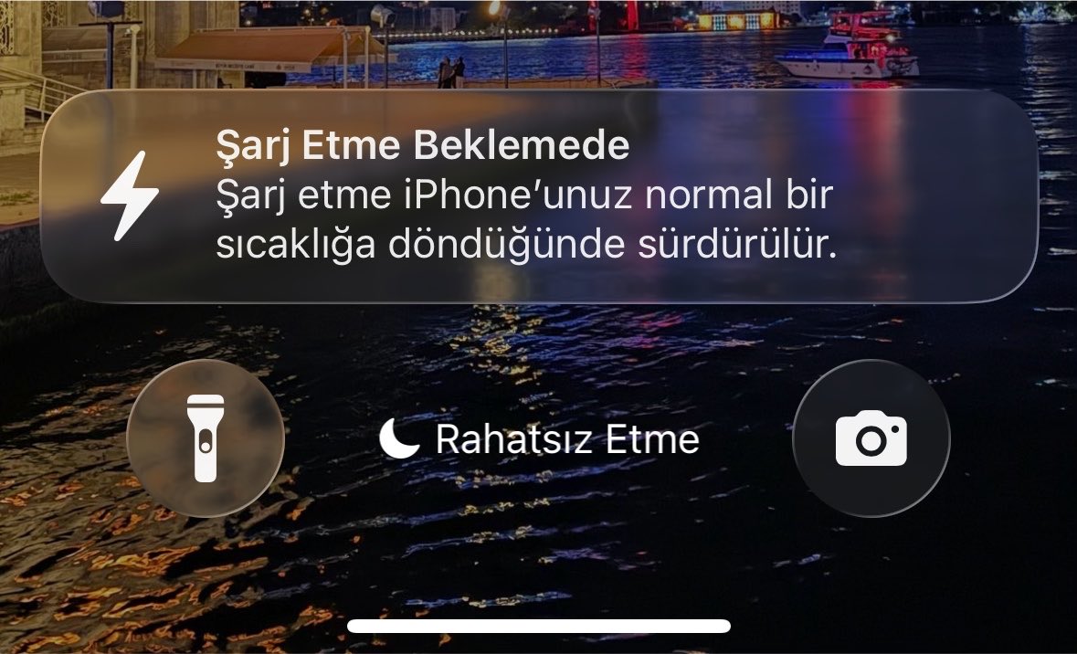 asyaeon's tweet photo. Şunun nazından triplerinden de bıktık https://t.co/xJLnUdS4s2