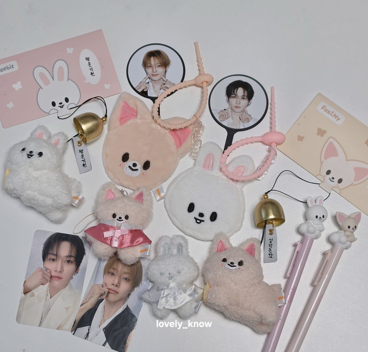 lovely_know's tweet photo. Run it 아리랑🐰🦊💛💛 https://t.co/XSpXm92nQa