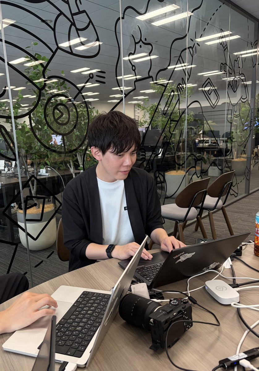 CONNECT_daiwa's tweet photo. 和田さんスタンバイされました！
本日17時からYouTubeライブやりますよ！！ https://t.co/xyEfg2TED8