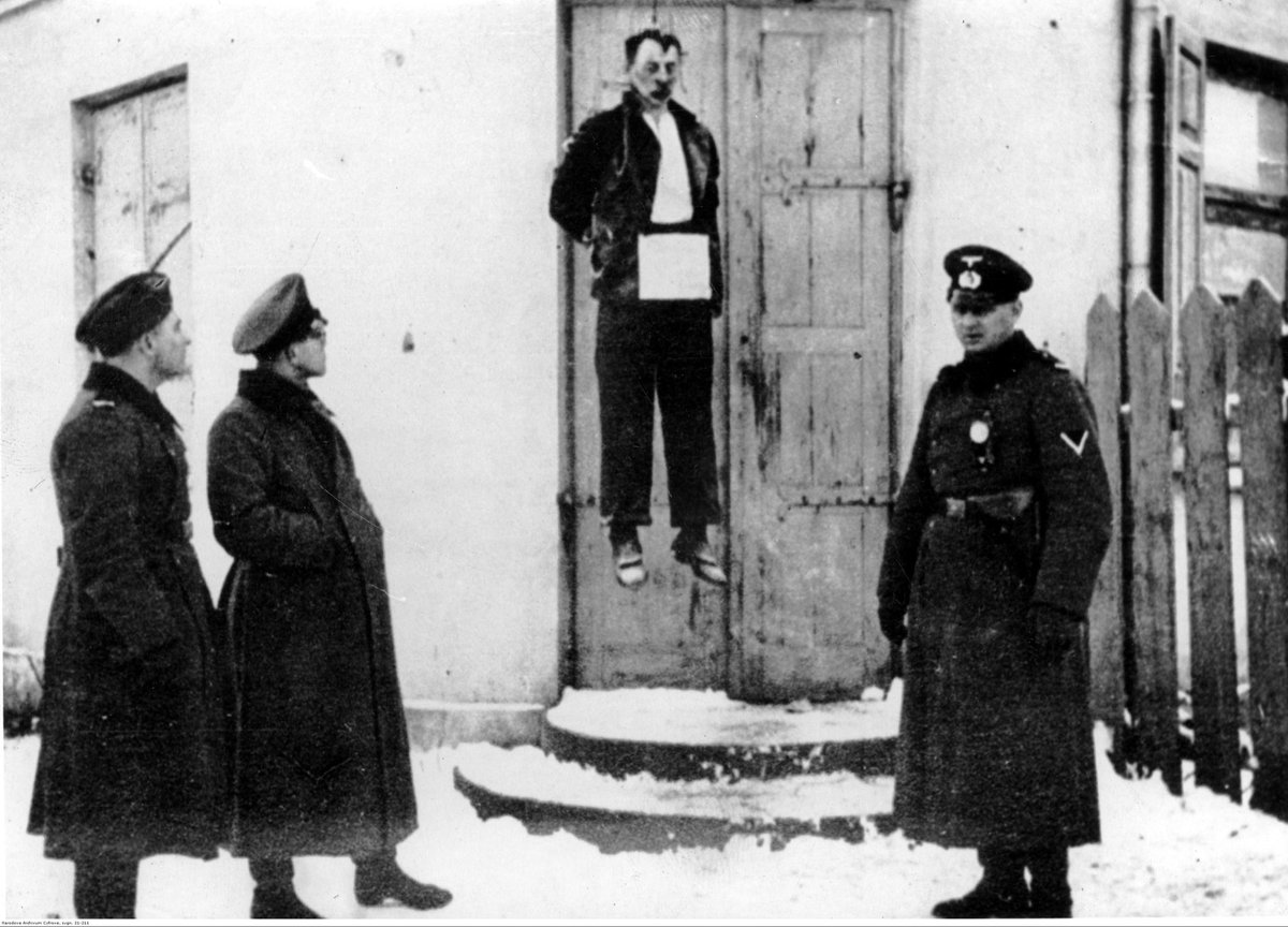 marks8822's tweet photo. @Wagner_History Poland. Niemiecka „rycerskość” https://t.co/2MEgjfKp0w