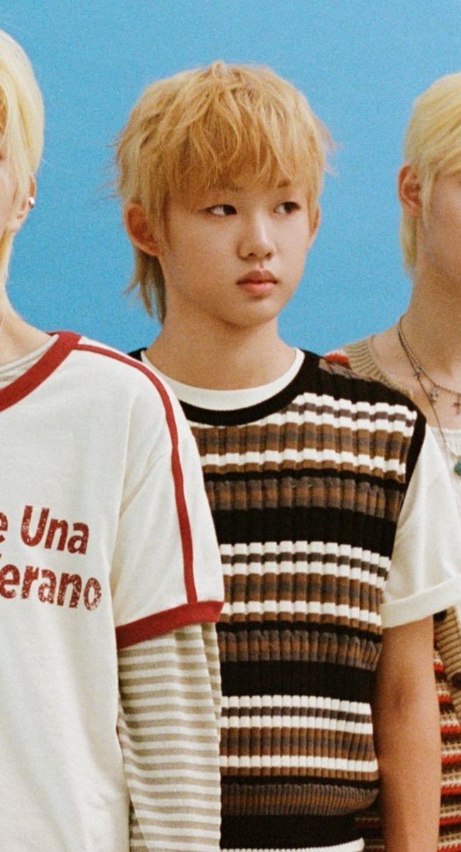 bluetata_'s tweet photo. @naluftlix @npomvtt Se tiver falando desse é o Eunchan, o maknae e baixista da banda https://t.co/xzkraQ4Swi