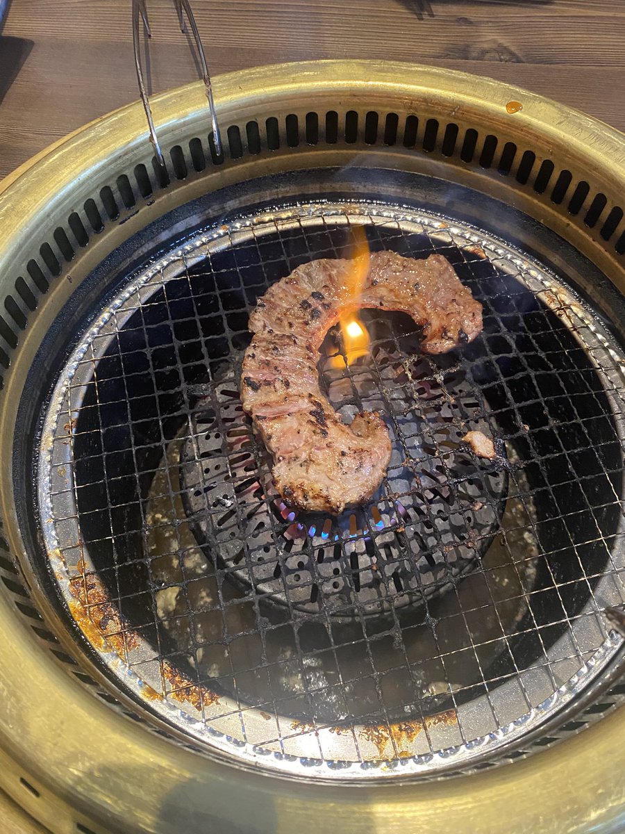 chika_100k's tweet photo. 焼肉行けた🤤 https://t.co/mY6ZndLAap