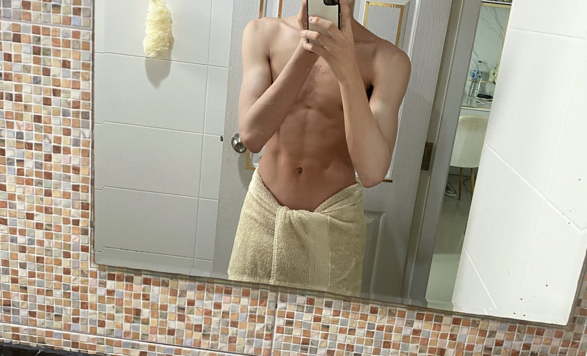 cculs4N's tweet photo. 🤓🤓 https://t.co/JhImeNg3h6