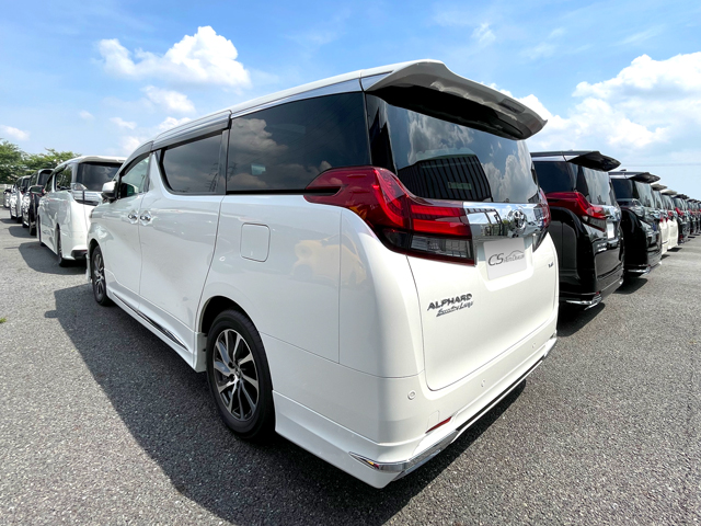 csautojp's tweet photo. アルファード中古車探すなら！
CSオートディーラー アルファード専門店へ！
ハイブリッドも大量在庫！
今すぐ検索⇒　https://t.co/VaR4feAJEr

#CSオートディーラー #CSオート #中古車 #関東最大級 #アルファード #トヨタ #30系 #埼玉 #岩槻 https://t.co/Tm3Gxuwo60