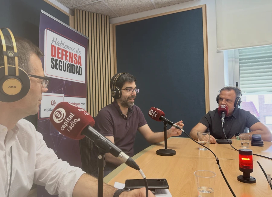 Infodefensa's tweet photo. ๐ด#Industria | ๐๏ธ Esta semana en el podcast de #Infodefensa y @TedaeEs, el eclipse de agosto en #Espaรฑa: una puerta al Sol para la industria espacial ๐๐ผ @infoGMV_es #Sener @Hispasat @capitalradiobย https://t.co/FsVPehKI1N ๐ก๏ธ https://t.co/gbDxK2FE7l