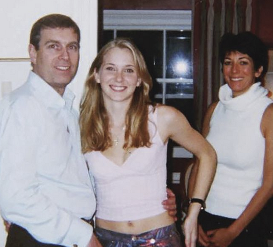 dreslincourt's tweet photo. Virginia Guiffre a mis "fin à ses jours"le 25 avril 2025..elle était la principale accusatrice du prince Andrew, dans le dossier Epstein.
Elle relate également un viol brutal par un « Premier ministre bien connu »  sur l’île privée d’Epstein. Elle décrit avoir été étranglée jusqu’à perdre connaissance, battue, et violée de manière « sauvage ».
Elle a explicitement lié certaines agressions et menaces à une volonté de la faire taire, que ce soit de la part du réseau Epstein