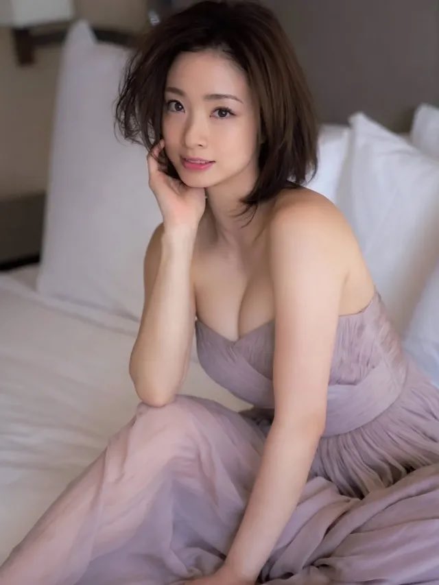 至極の美女 tweet media
