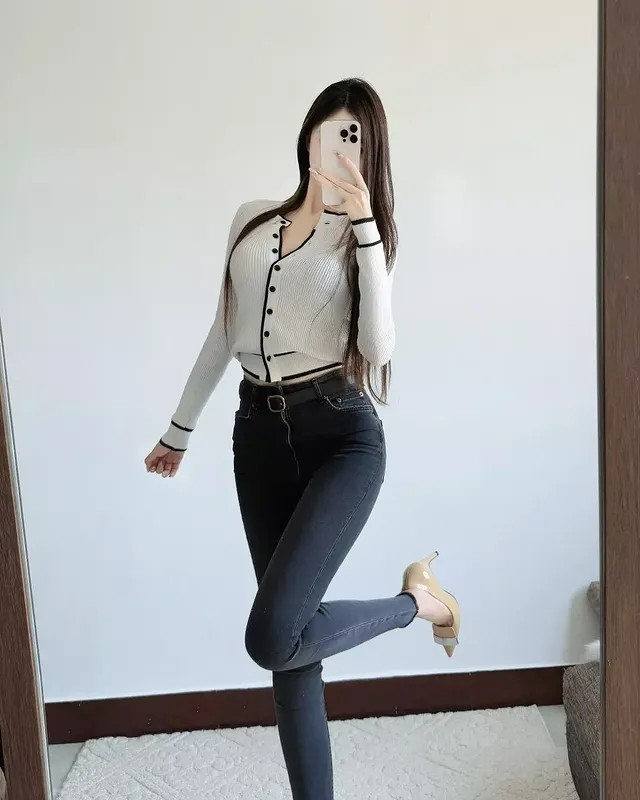 zevsarang's tweet photo. 🤬🍀여운이 안남는 만남을 원합니다. 만남뒤에 끈적거리는건 귀찮아서요. 나름 섹시한 스타일입니다.ㅋ 》<<<라인 hz2588🧑‍🏫🍲
#노출  #시오후키  #가슴  #일산 https://t.co/3JgW8XxSr8