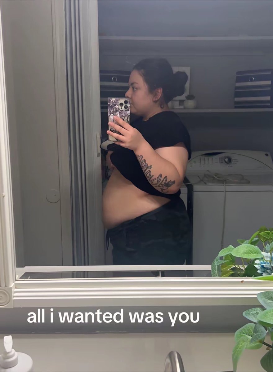 mnlghtbae_00's tweet photo. holy shit https://t.co/rOyKmJ7Juu