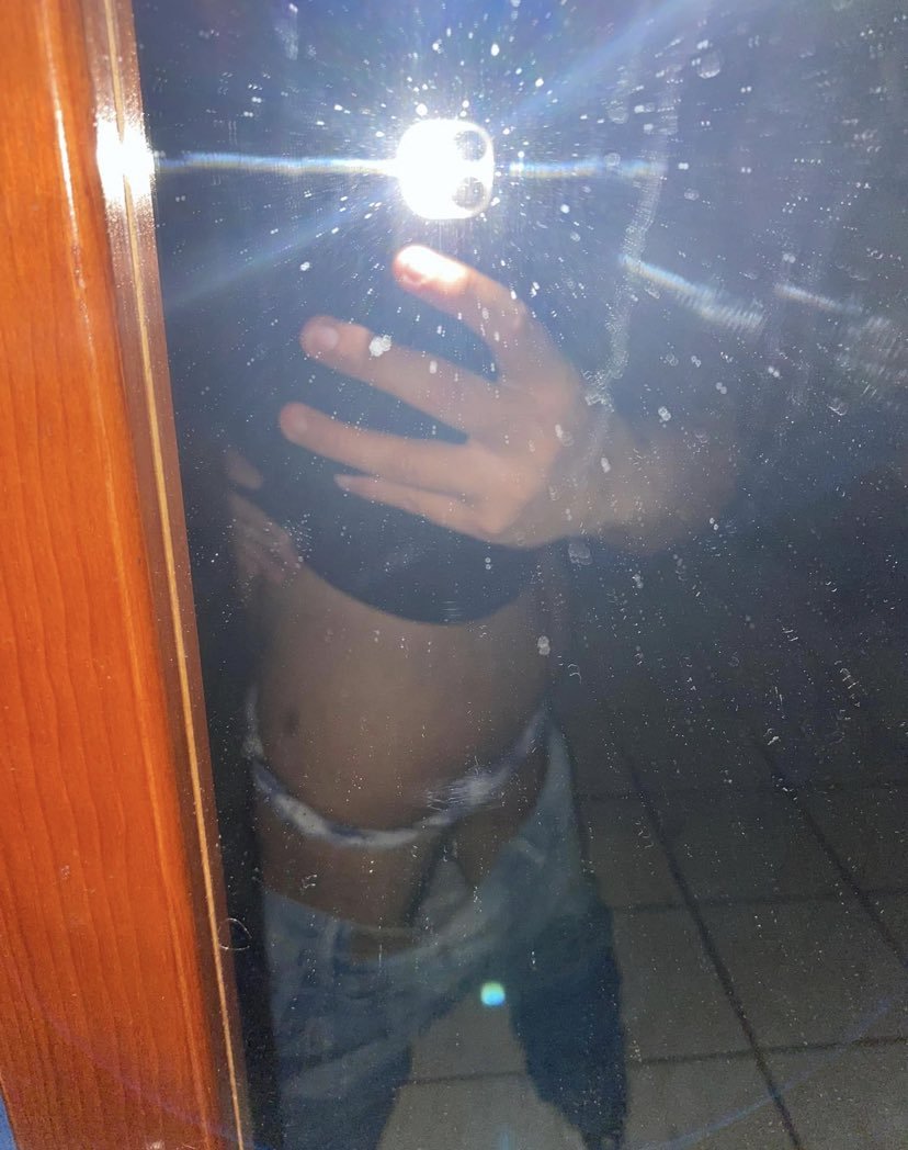 SarethHl06's tweet photo. Algún activo de ciudad del carmen para coger ? https://t.co/rhuyj5vlqz