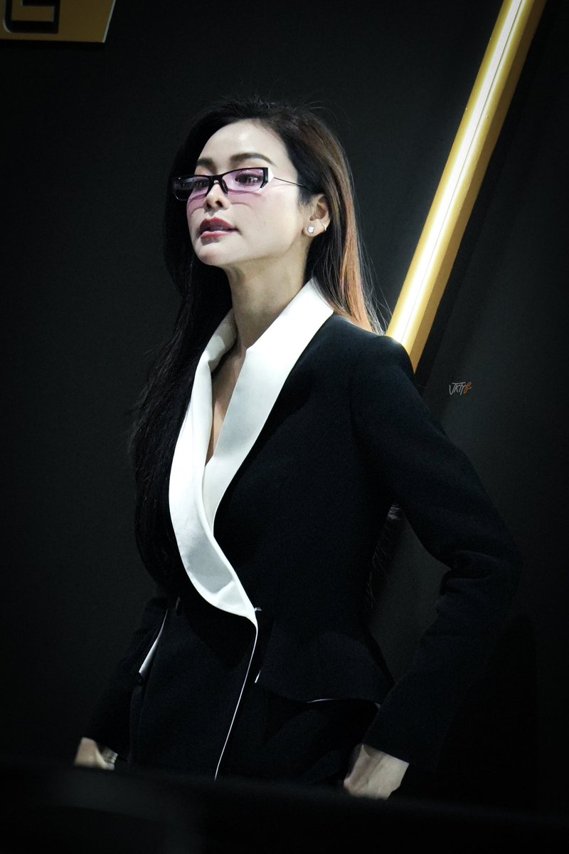 Fangfcengfa's tweet photo. พี่เท่หรือไม่ 😎🖤

FLOURISHING GROWTH ENGFA23
#อิงฟ้ามหาชน #EngfaWaraha @EWaraha https://t.co/12Qj3v7uib