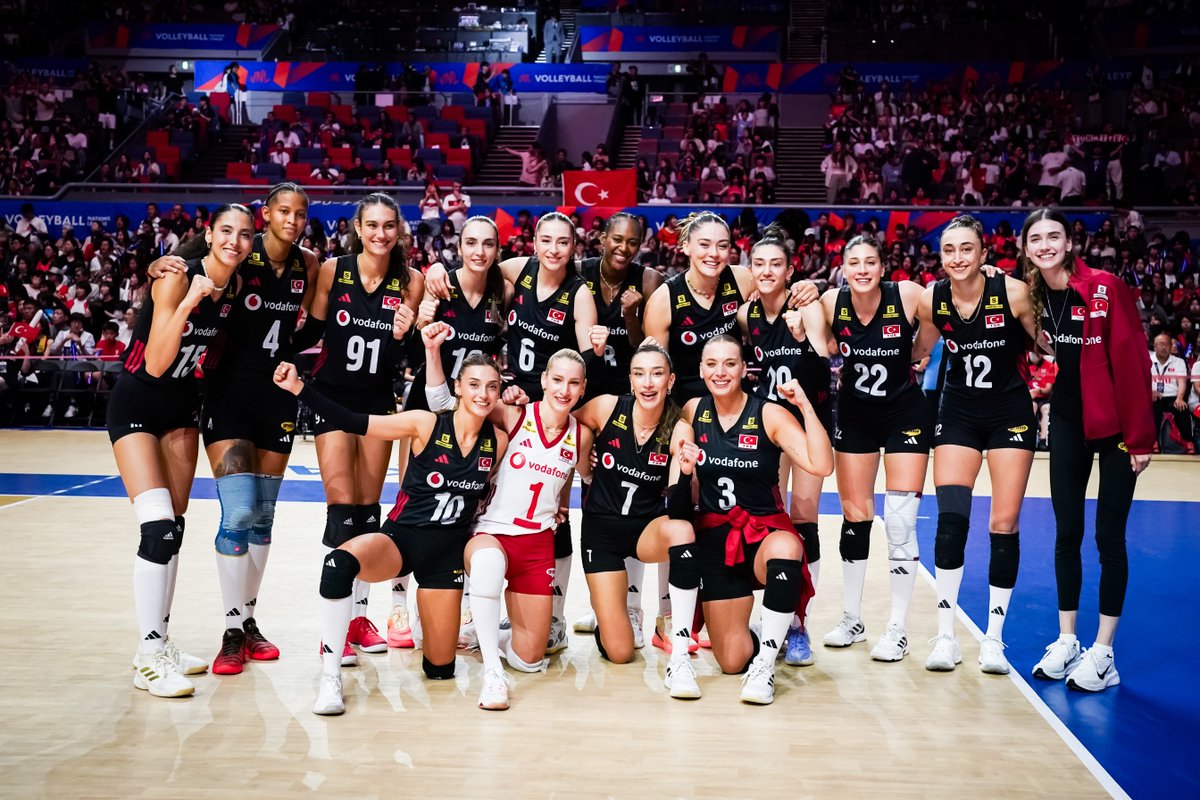 bybonsports's tweet photo. 🇹🇷Filenin Sultanları 'Yarı final' yolunda bugün Kanada ile karşılaşıyor!  

⏰11.00 
📺TRT Spor | S Sport https://t.co/TNQVx4xUSs
