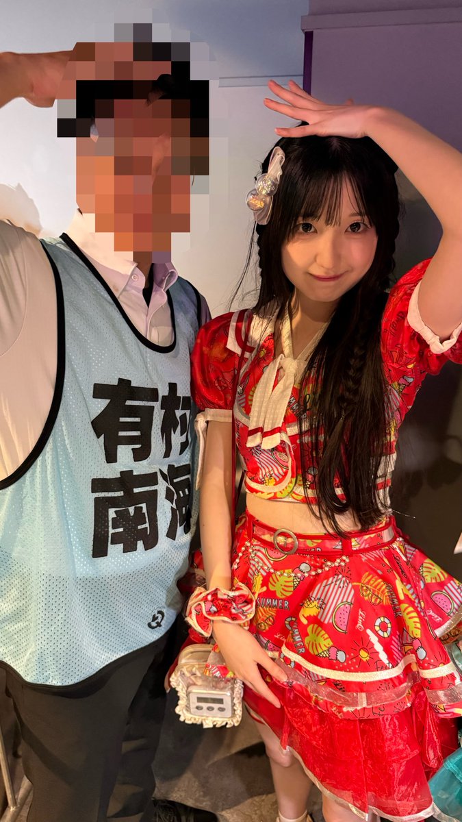 poco46869's tweet photo. 森斗咲羽ちゃん
細身で色白でスタイル抜群なのに、おふざけもしてくれて、ハッキリ言ってかわいいです！
特典会ではいつも人気があって結構並びます。お話でもフレンドリーに接してくれるので親しみやすいです。
#LinQ
#森斗咲羽
#UTAGEFES https://t.co/jyAr21cO1H