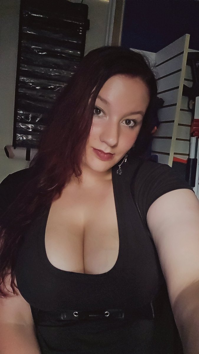 ShadowKitten813's tweet photo. Awh, a new me and a new X, bc my past self was stupid as fuck. 
 Welcome everyone. https://t.co/3j3bbu93h2