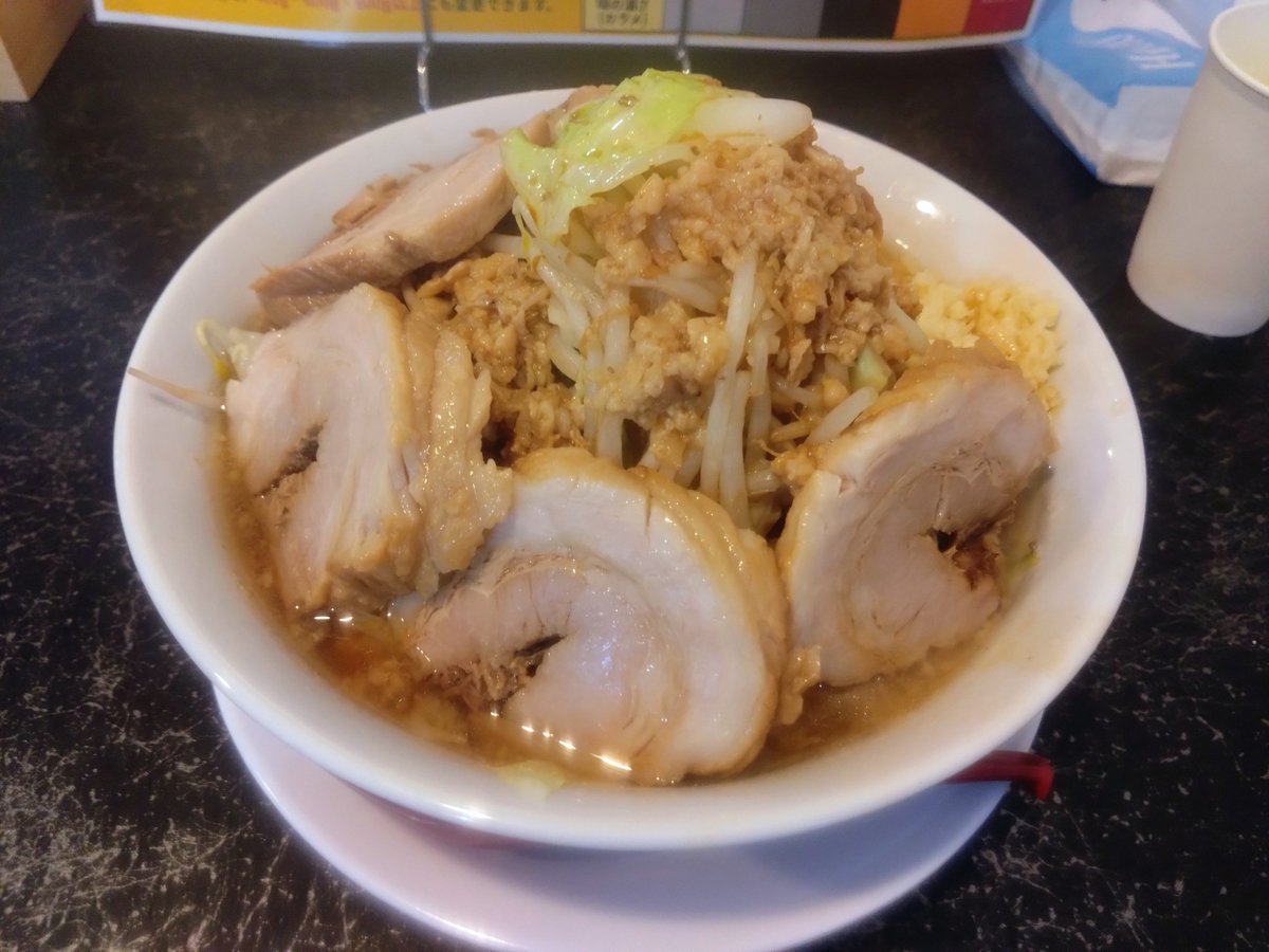 okachohosadairi's tweet photo. 我が豚は天地とひとつ 高崎店さん
豚ラーメン(麺量200g)(野菜ﾏｼあと普通) https://t.co/PagAUc04pg