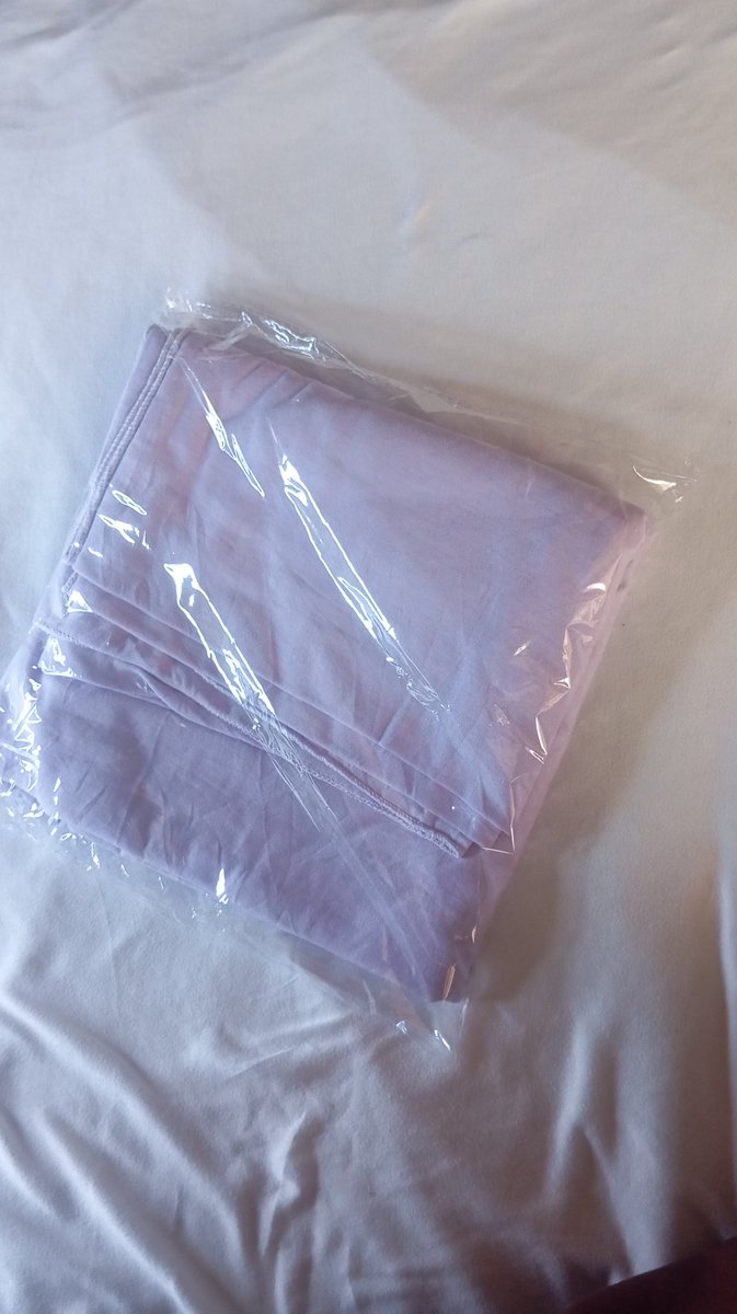SummiInc's tweet photo. I started my veil business with 20k, I've not made much. At least, I bought data by myself throughout the last month. 

If you see anyone you like please send a DM.
🛑 Kano. https://t.co/Kv32ieYlCD