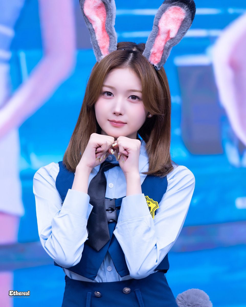 Ethereal090116's tweet photo. 260717 HQ

#트리플에스 #주빈 #tripleS #JooBin https://t.co/GFkd6uqMbJ