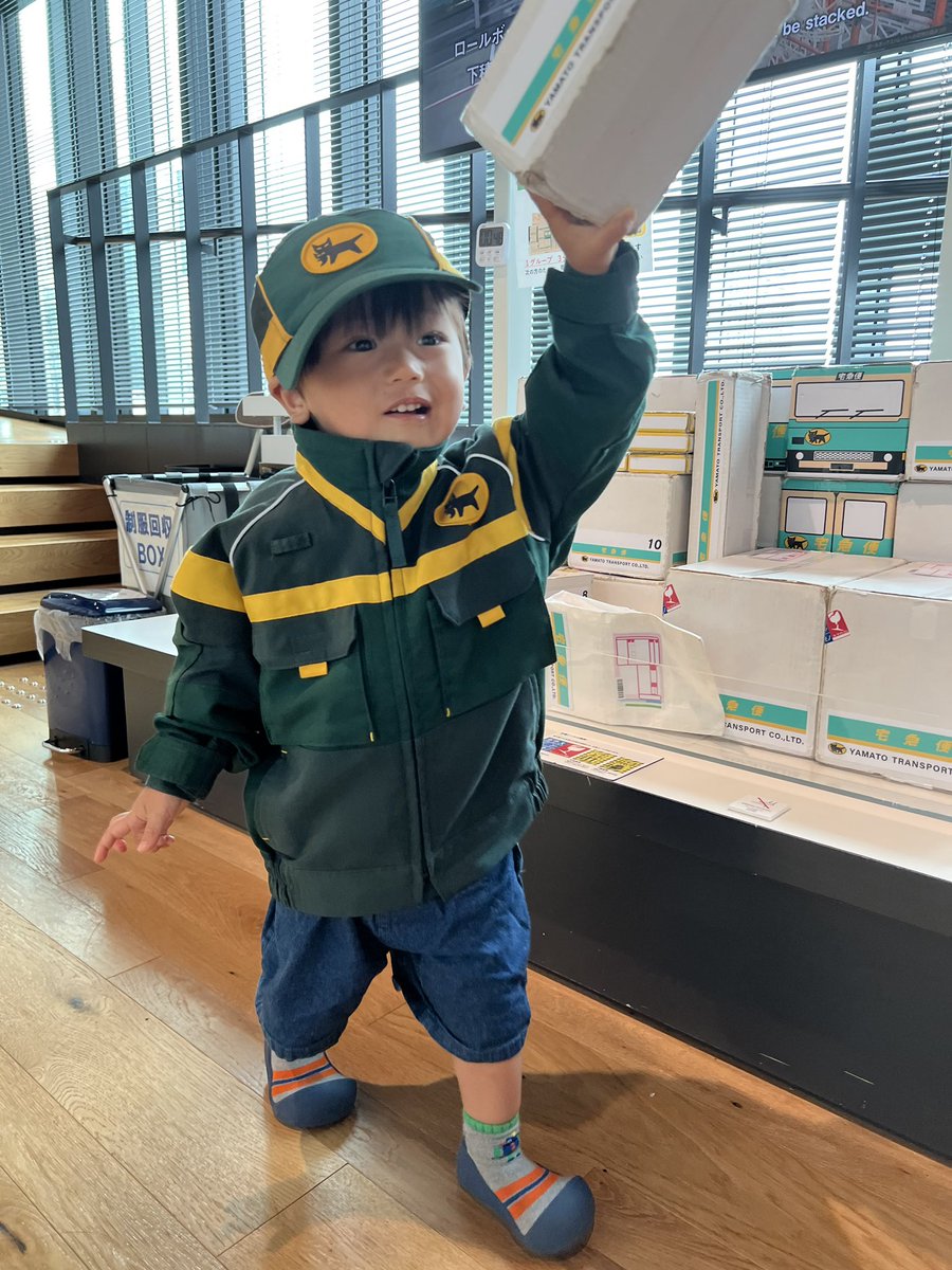 yoppymodel's tweet photo. こういう、我が子のとんでもない破壊力の写真が撮れたりする「自力キッザニア」が出来るスポットをまとめたよ！よろしくね！ https://t.co/p4QNSOBYu3