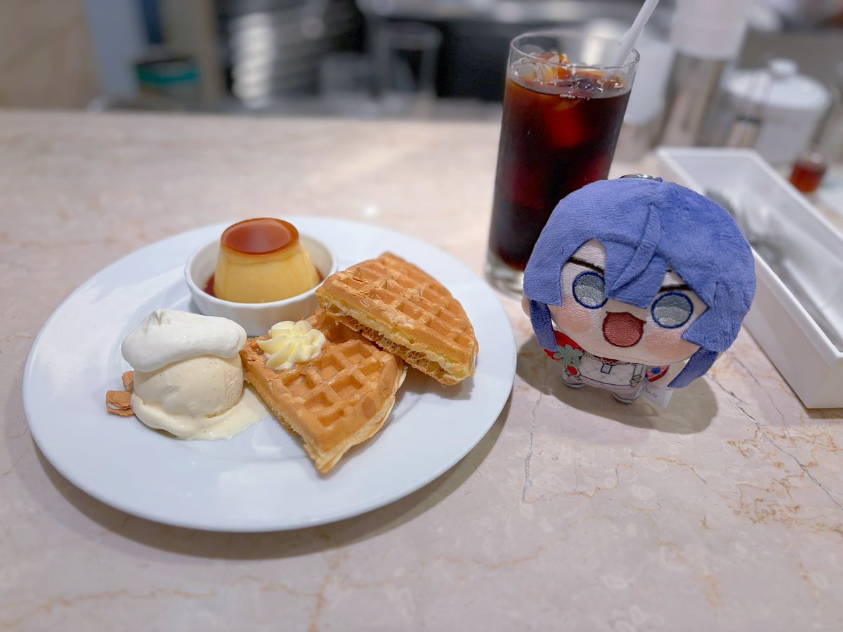 L1o7Ur's tweet photo. Morozoff🍮 https://t.co/aaMD9CftsI