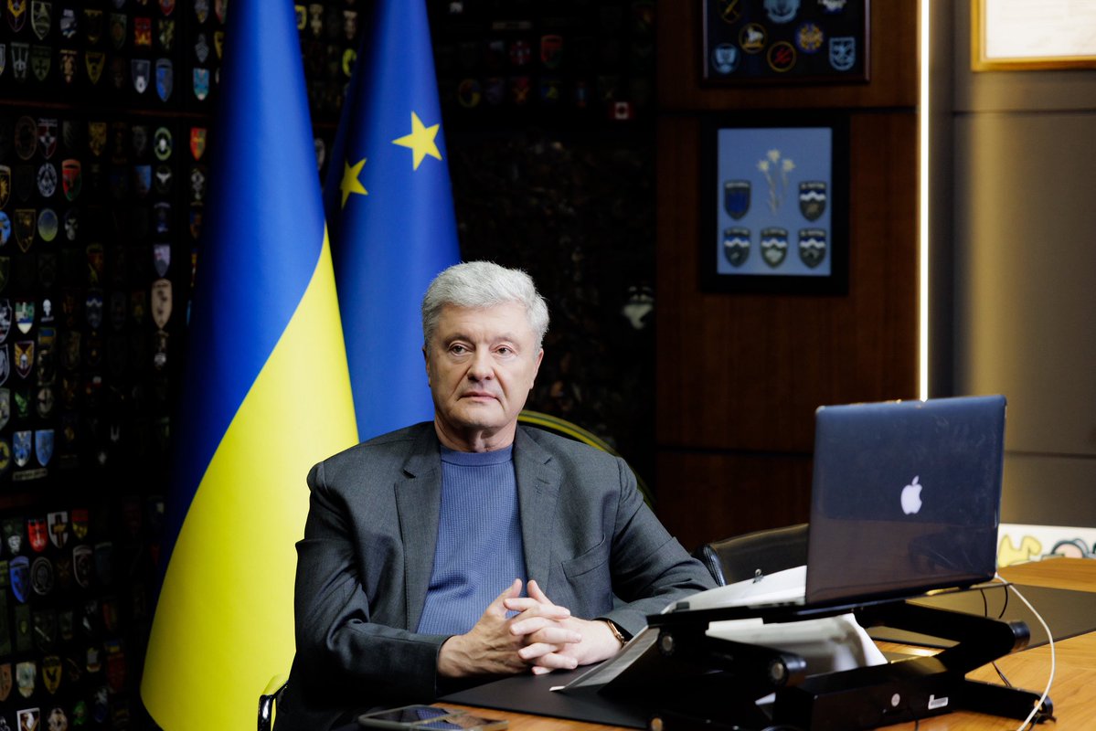 poroshenko tweet picture