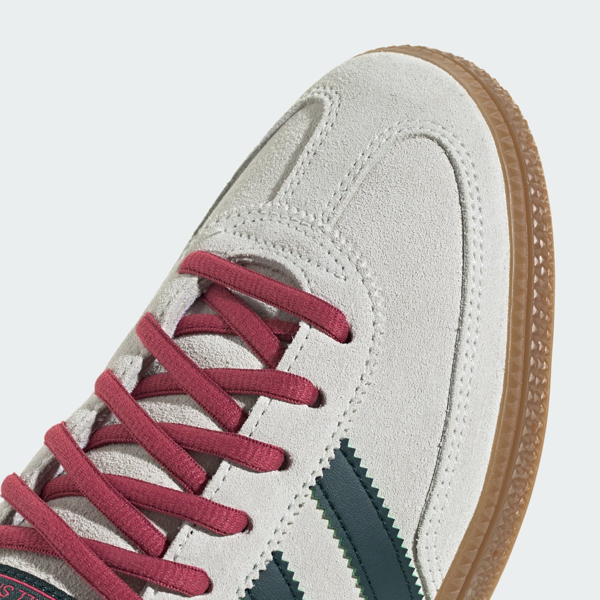 fullress's tweet photo. 【2026年 7/23 発売】Real Madrid × adidas Originals HANDBALL SPEZIAL “Ivory” (レアル・マドリード アディダス オリジナルス ハンドボール スペツィアル) [KK3019]

https://t.co/YXv2o0XrUz https://t.co/XKTlONF0AY
