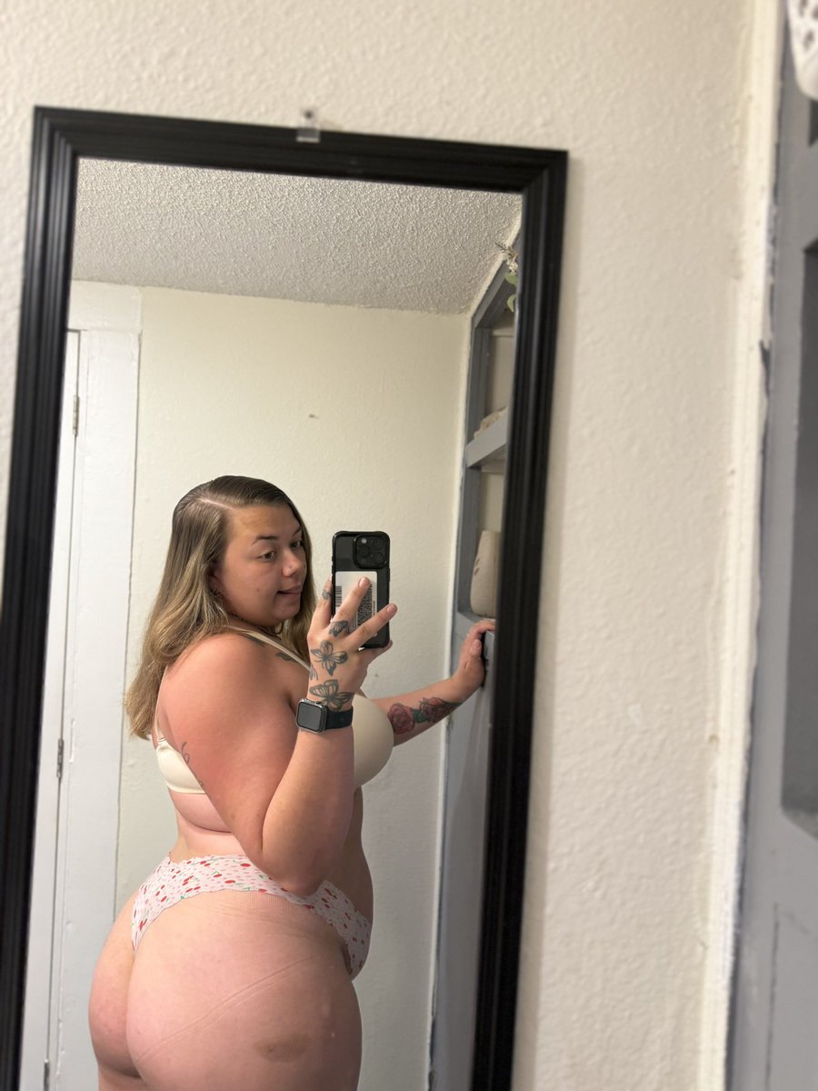 Rinnyrie's tweet photo. I hope you like 🍒’s

#fypシ゚viral #CHUDAİ #watta #pawg https://t.co/gQ5nQYiENH