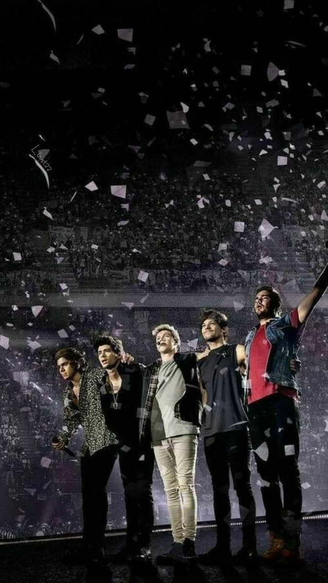 Sarah_E28's tweet photo. 16 years later, and my love for One Direction still hasn't changed.

No one will ever come close to what One Direction were, and always will be.

Louis, Harry, Niall, Liam &amp; Zayn. 
Thank you for the best years of my life. 🤍

#16Yearsof1D https://t.co/pTlFb4YEjq
