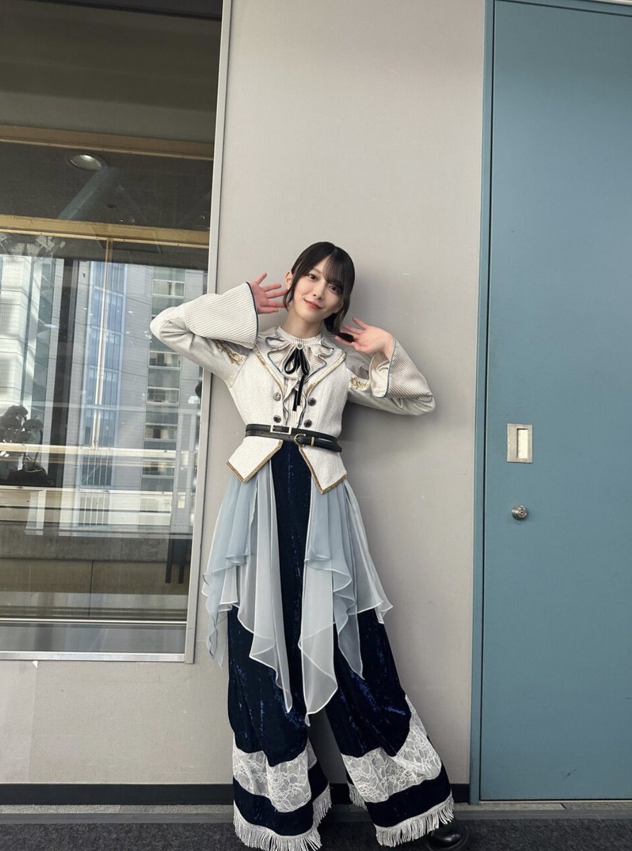 RunShi_zu721's tweet photo. るんちゃんブログ更新ありがと〜
アニラの衣装着てるるんちゃん見たかったから嬉しい〜 
ツアー楽しもうね〜！ #hikarublog https://t.co/VSAODSmgnr