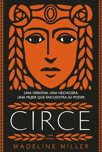 k_bookdelivery's tweet photo. De esta señora me leería hasta la lista de la compra https://t.co/TOfTcitFpe